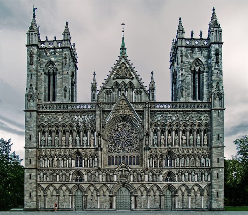 Geografía Pregunta Trivia: ¿En qué país se encuentra la catedral que se muestra en la imagen?