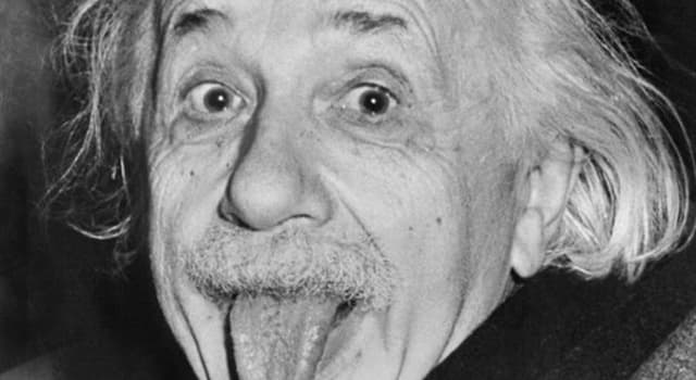 Geschiedenis Trivia Vraag: In welk jaar werd Albert Einstein een Amerikaans staatsburger?