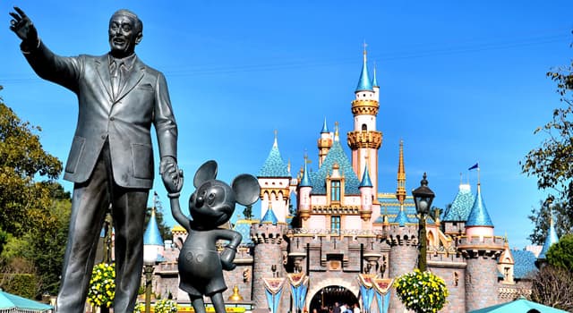Cultura Domande: La statua di Walt Disney che tiene la mano di Topolino è conosciuta con quale nome?