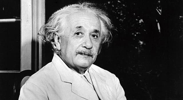 Società Domande: Quale di questi paesi non ha dato la cittadinanza ad Albert Einstein?