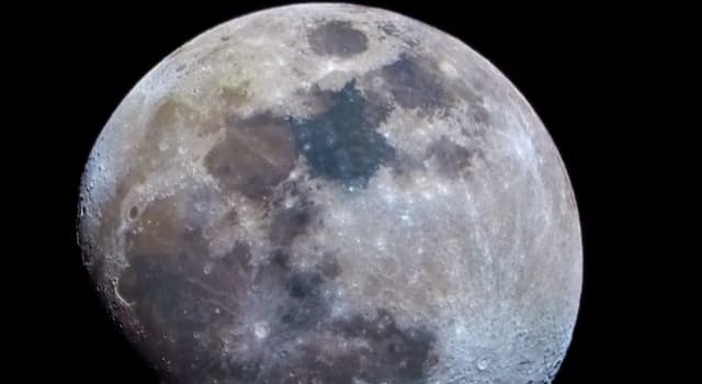 Scienza Domande: Quale elemento prende il nome dalla parola greca che significa Luna?