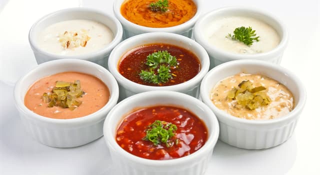 Cultura Domande: Quali sono gli ingredienti principali della salsa olandese?
