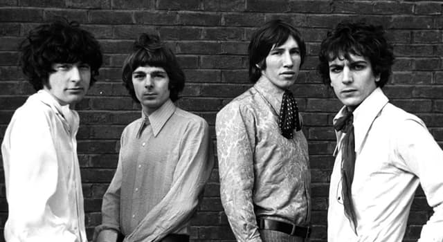 Culture Question: Quel est le premier album du groupe "Pink Floyd" ?