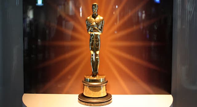 Films et télé Question: Quel réalisateur a déclaré "Je suis le roi du monde" en recevant son Oscar ?