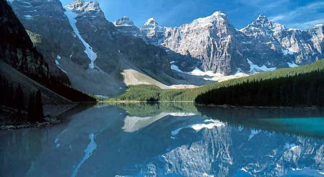 Géographie Question: Quelle est normalement considérée comme la plus ancienne chaîne de montagnes en Amérique du Nord ?