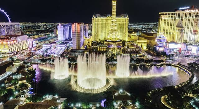 Society Trivia Question: Which Las Vegas hotel is famed for its dancing water fountains?
