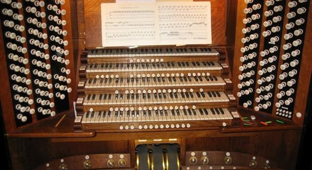 Society Trivia Question: Who became the Organist and Master of the Choristers of Westminster Abbey in 2000?