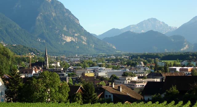 Aardrijkskunde Trivia Vraag: Aan welke rivier ligt Vaduz, de hoofdstad van Liechtenstein?