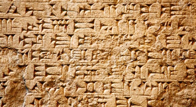 Cultura Domande: Chi ha sviluppato la scrittura "cuneiforme"?