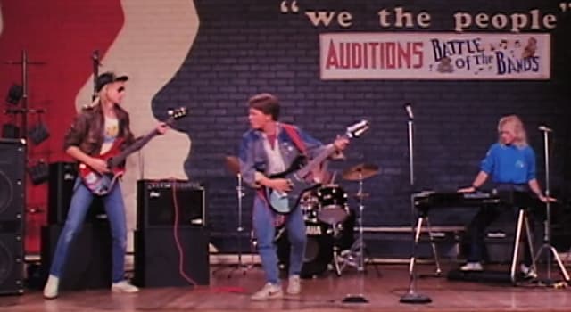 Films et télé Question: Comment s'appelle le groupe de musique de Marty dans le film « Retour vers le futur »  ?