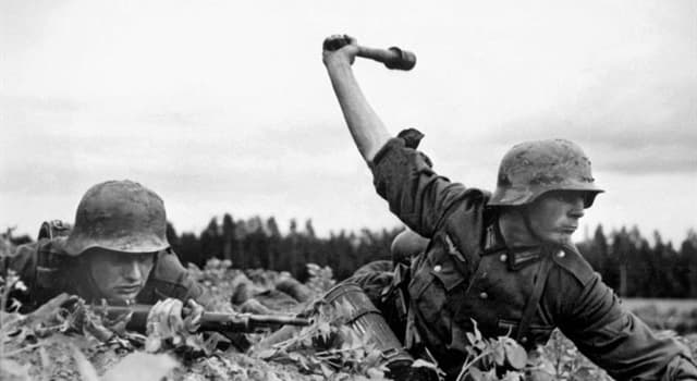 Cronologia Domande: Durante la Seconda Guerra Mondiale, cos'è stata l'operazione Barbarossa?