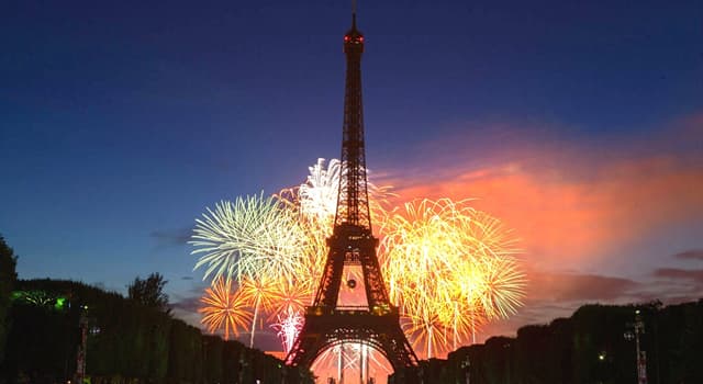 Culture Question: En France, le jour de la prise de la Bastille est célébré le 14 de quel mois  ?