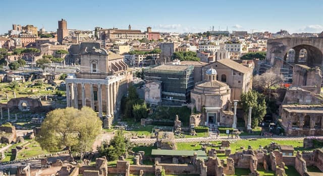 Aardrijkskunde Trivia Vraag: Hoeveel heuvels vormen het geografische hart van Rome?