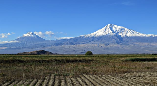 Aardrijkskunde Trivia Vraag: In welk modern land ligt de berg Ararat, waar de ark van Noach tot rust kwam?