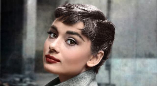 Filmy Pytanie-Ciekawostka: Jakie dziwne zwierzę domowe miała Audrey Hepburn?