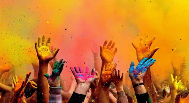 Culture Question: Le festival de printemps Holi/Festival des couleurs, est observé par les adeptes de quelle religion ?