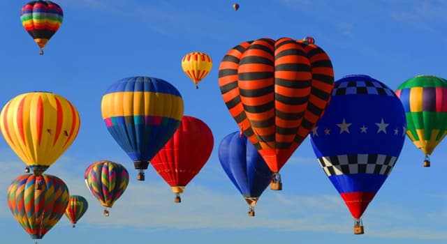 Culture Question: Où se déroule le plus grand festival de montgolfières du monde ?