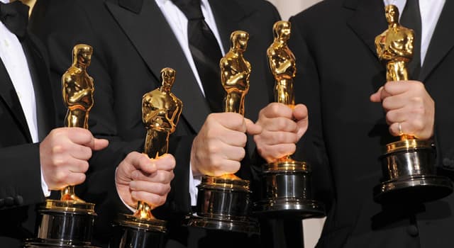 Films et télé Question: Quel acteur a accueilli les Oscars 19 fois, un record ?