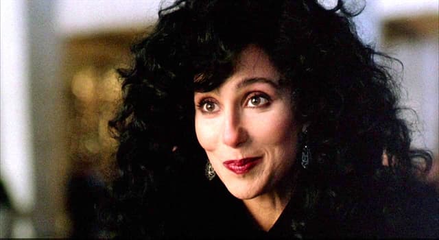 Films et télé Question: Quel acteur joue le fils de Cher dans le film « Mask »  ?