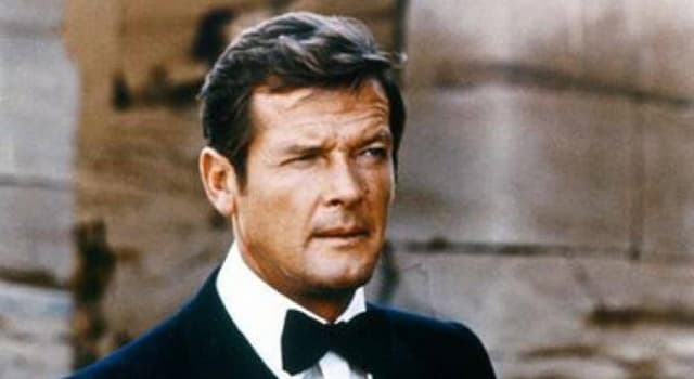 Films & TV Trivia Vraag: Roger Moore speelde in de Britse tv-serie "The Saint". Wat was de echte naam van 'The Saint'?