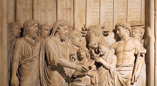 Culture Question: Sol était le dieu romain de quoi ?
