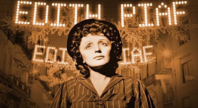 Cultuur Trivia Vraag: Wat was de bijnaam van de Franse zangeres Edith Piaf?