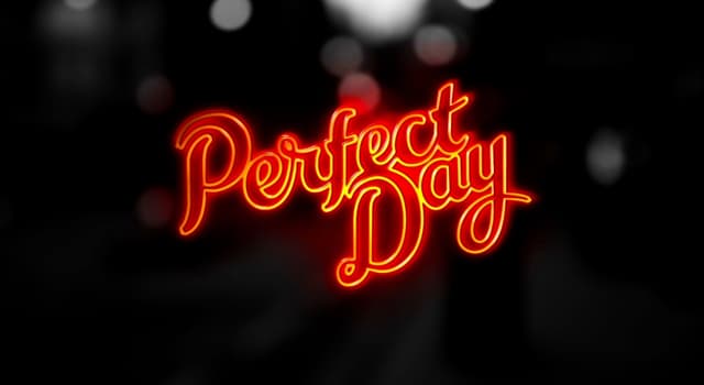 文化 小問題：哪位藝術家在1972年發表了歌曲《Perfect Day》？