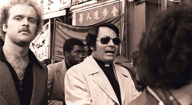 歷史記錄 小問題：吉姆·瓊斯（Jim Jones）在1955年發起了哪種宗教運動？