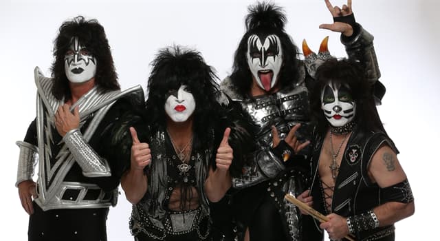 Culture Question: Le groupe Kiss voulait "rock and roll all nite" et quoi ?