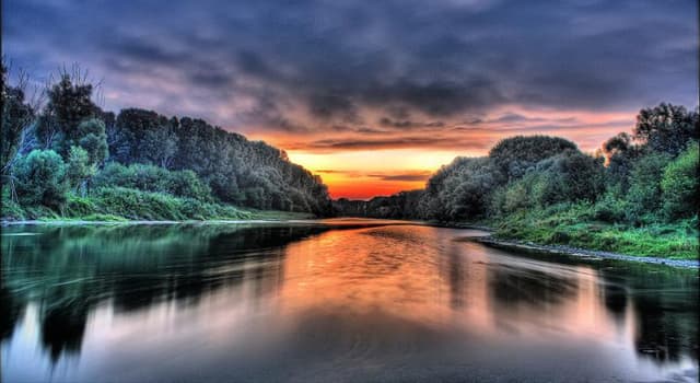 Géographie Question: Quel est le nom du pays où se termine le fleuve Amazone ?