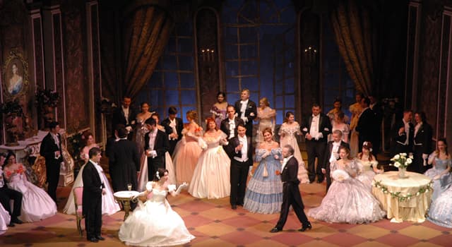 Culture Question: Quel roman d'Alexandre Dumas (fils) a servi de base à l'opéra "La Traviata" ?