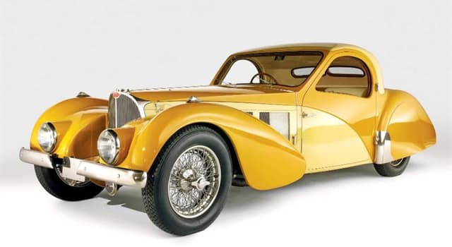 Société Question: Quelle est cette voiture de 1937 ?