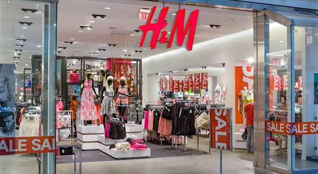 Society Trivia Question: What year was Hennes & Mauritz (H&M) founded?