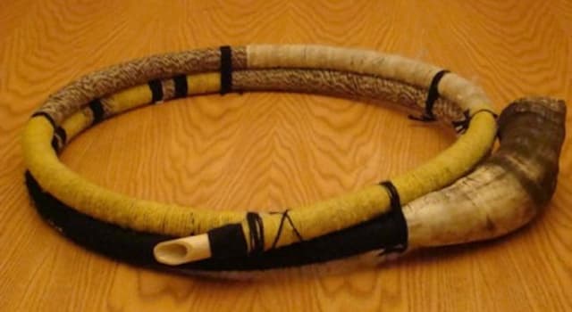 Cultura Pregunta Trivia: ¿Cómo se llama el instrumento musical del pueblo mapuche que se muestra en la imagen?