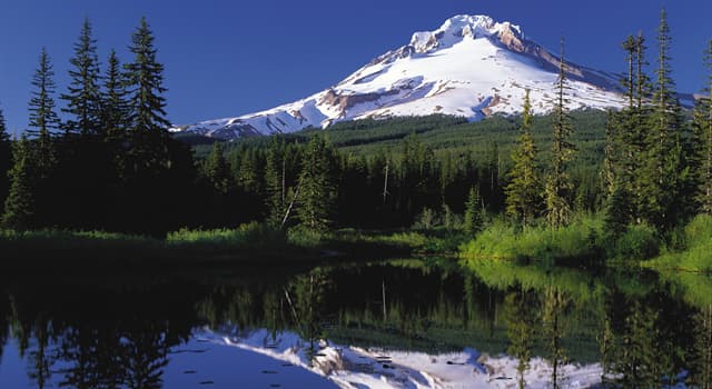 Geography Trivia Question: In which country is Mount Hood located?