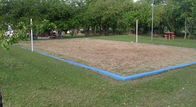 Cultura Pergunta Trivial: Qual a medida exata da quadra na modalidade do esporte Futevôlei?