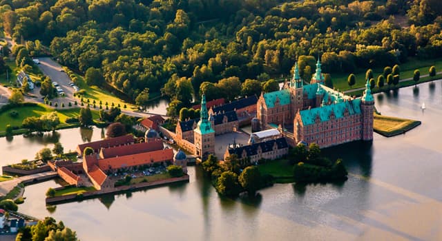 Geography Trivia Question: In which country is Frederiksborg Castle located?