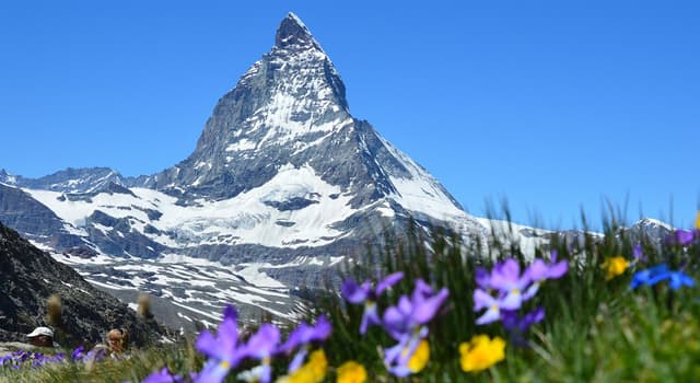 Geografia Pytanie-Ciekawostka: Który kraj jest położony pomiędzy Austrią a Szwajcarią?