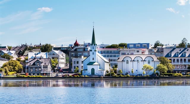 Aardrijkskunde Trivia Vraag: Met welk land deelt IJsland een landgrens?