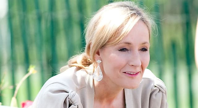 Cultuur Trivia Vraag: Wat is niet waar over schrijfster J.K. Rowling?