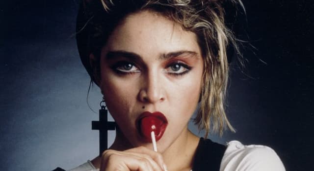 Films & TV Trivia Vraag: Welk muziekinstrument bespeelde Madonna voordat ze ging zingen?