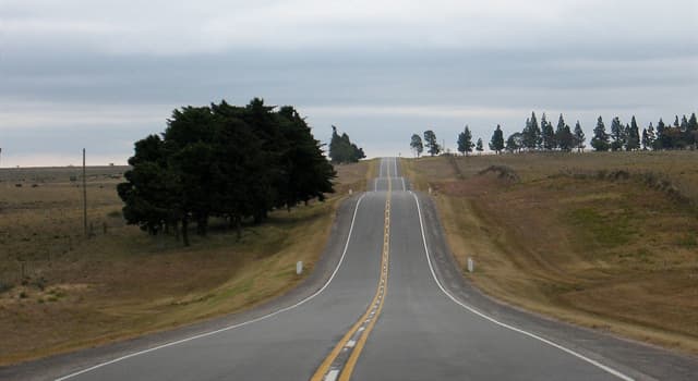 Geografía Pregunta Trivia: ¿En qué departamento de Uruguay inicia su recorrida la Ruta Nacional 3, la más larga del país?