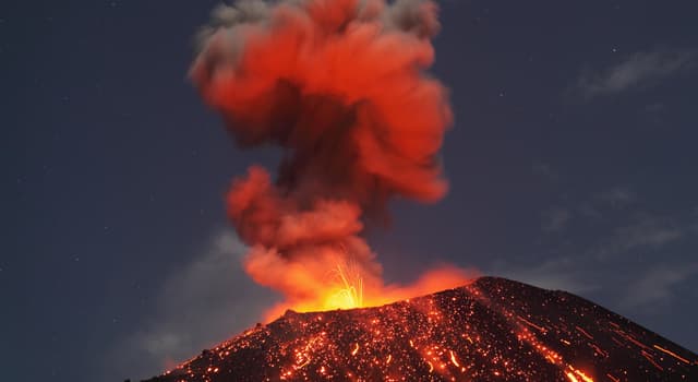 natura Pytanie-Ciekawostka: Jak nazywa się wulkan, którego erupcja może być nawet tysiące razy silniejsza od erupcji zwykłych wulkanów?