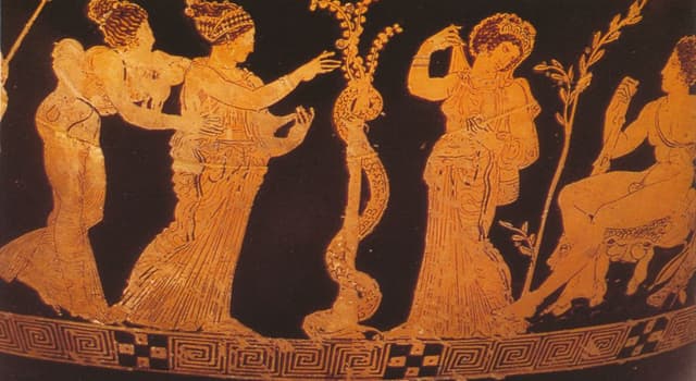 Culture Question: Dans la mythologie grecque, qu'est-ce qu'Héraclès vole aux Hespérides ?