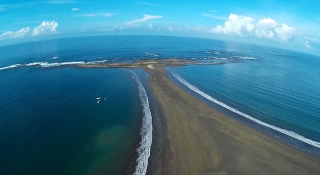 Geografía Pregunta Trivia: ¿Con qué nombre es conocida la bahía mostrada en la imagen,en el sur de Costa Rica?