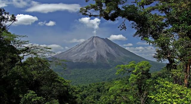 Geografía Pregunta Trivia: ¿Cuántos volcanes existen en la Cordillera Volcánica del Guanacaste, en Costa Rica?