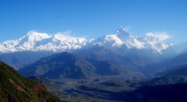 Aardrijkskunde Trivia Vraag: In welk land ligt de Annapurna Himal bergmassief?