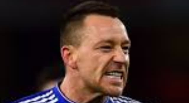 Société Question: Pourquoi John Terry est-il célèbre ?