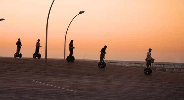 Sport Trivia Vraag: Welke teamsport wordt gespeeld op Segways?