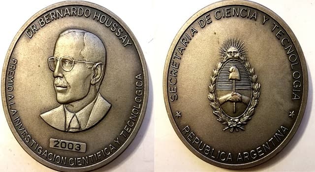 Cultura Pregunta Trivia: ¿Cómo se llama el premio que otorga la Real Sociedad de Londres en las ciencias físicas o biológicas?